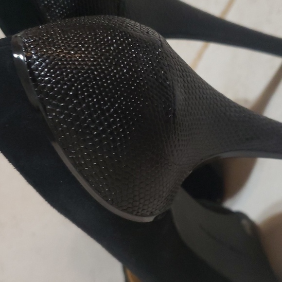 Gianni Bini high Heels with snakeskin heel - Picture 4 of 6